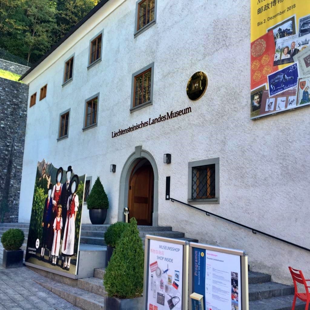 Liechtenstein - Um pequeno e lindo principado