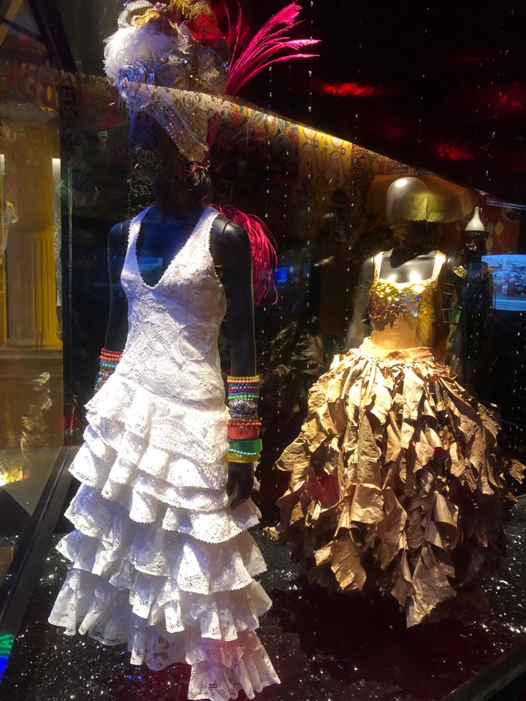 Casa do Carnaval em Salvador Bahia é Museu da folia baiana - O acervo de roupas cedidos por artistas