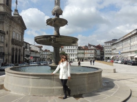 A cidade de Guimaraes é conhecida como o berço de Portugal- Largo do Toural