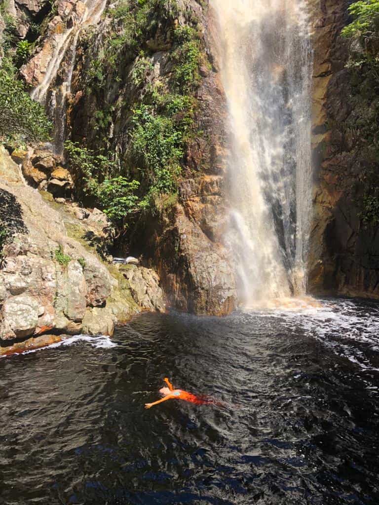 A Cachoeira Véu de Noiva é o destaque de Itaitu na região de Jacobina Ba