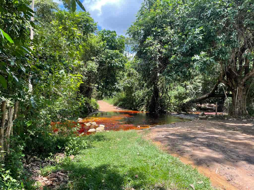 A Cachoeira das Arapongas, Poço da Geladeira e a Cachoeira do Sossego, ficam no Parque Estadual das Sete Passagens em Itaitu, Jacobina Ba