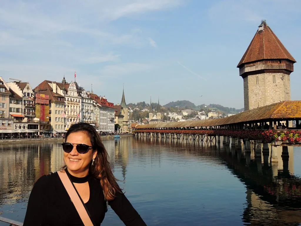 Kapellbrücke - Ponte da Capela e Torre Octogonal, uma das pontes de madeiras mais antigas do mundo