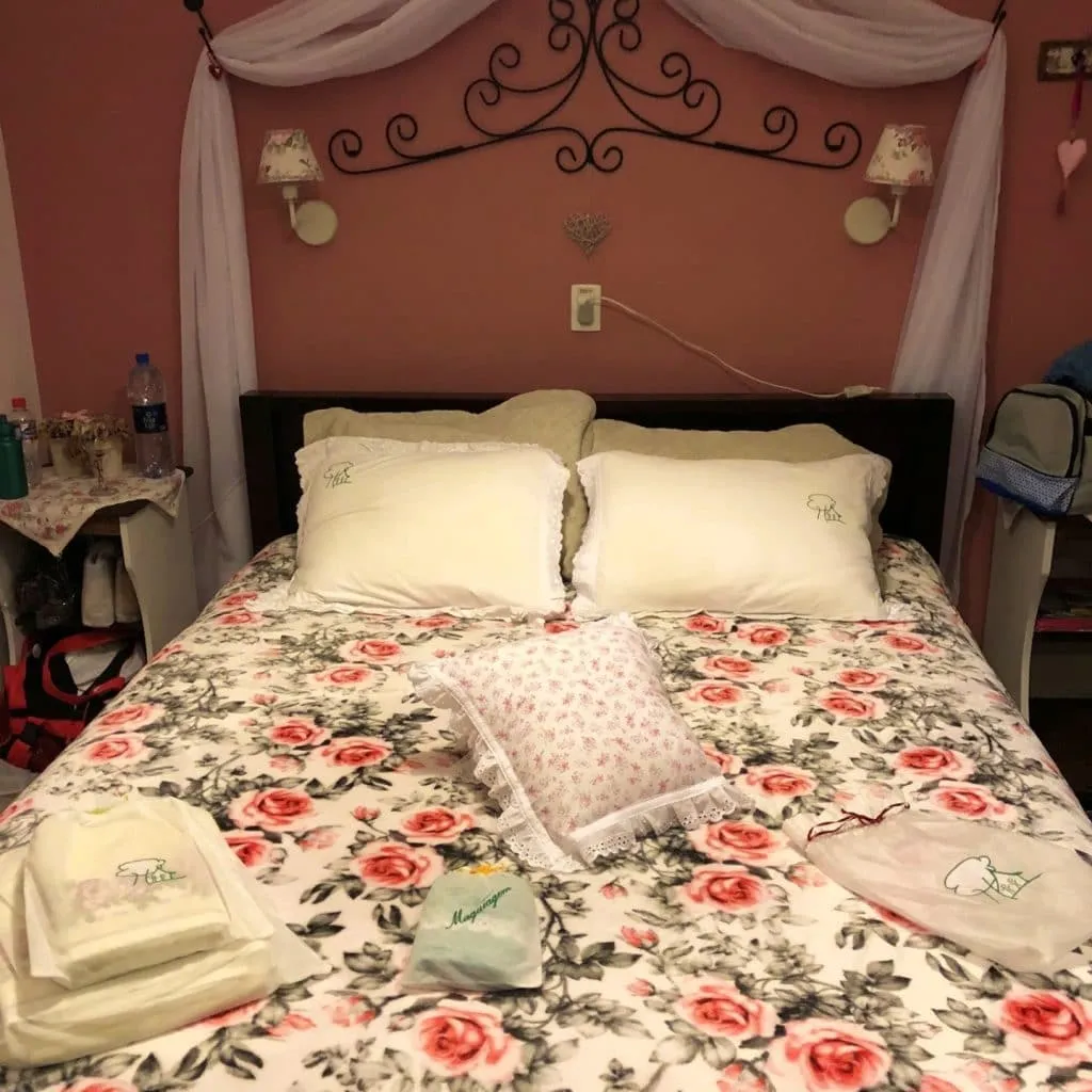 Decoração da Suíte Érica na Pousada Cantos e Encanto