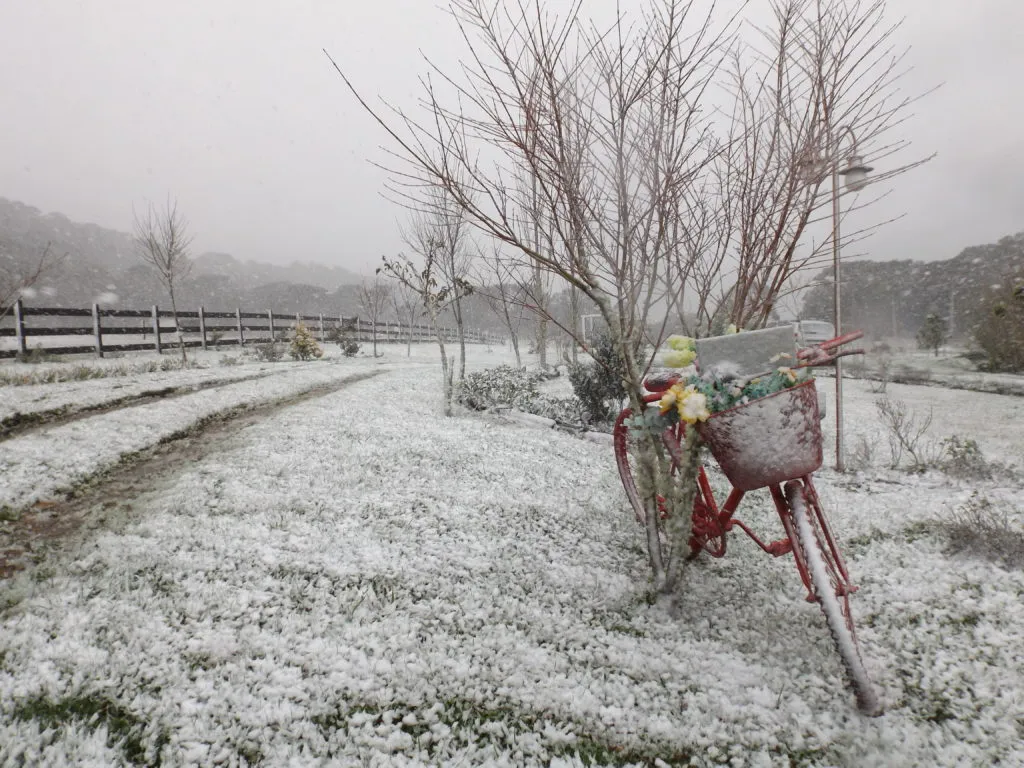 Pousada Cantos e Encantos com neve