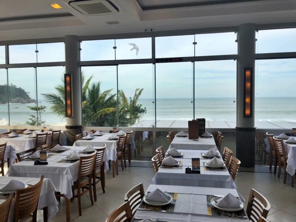 Restaurante do Fabio na Praia Ilhota em Itapema