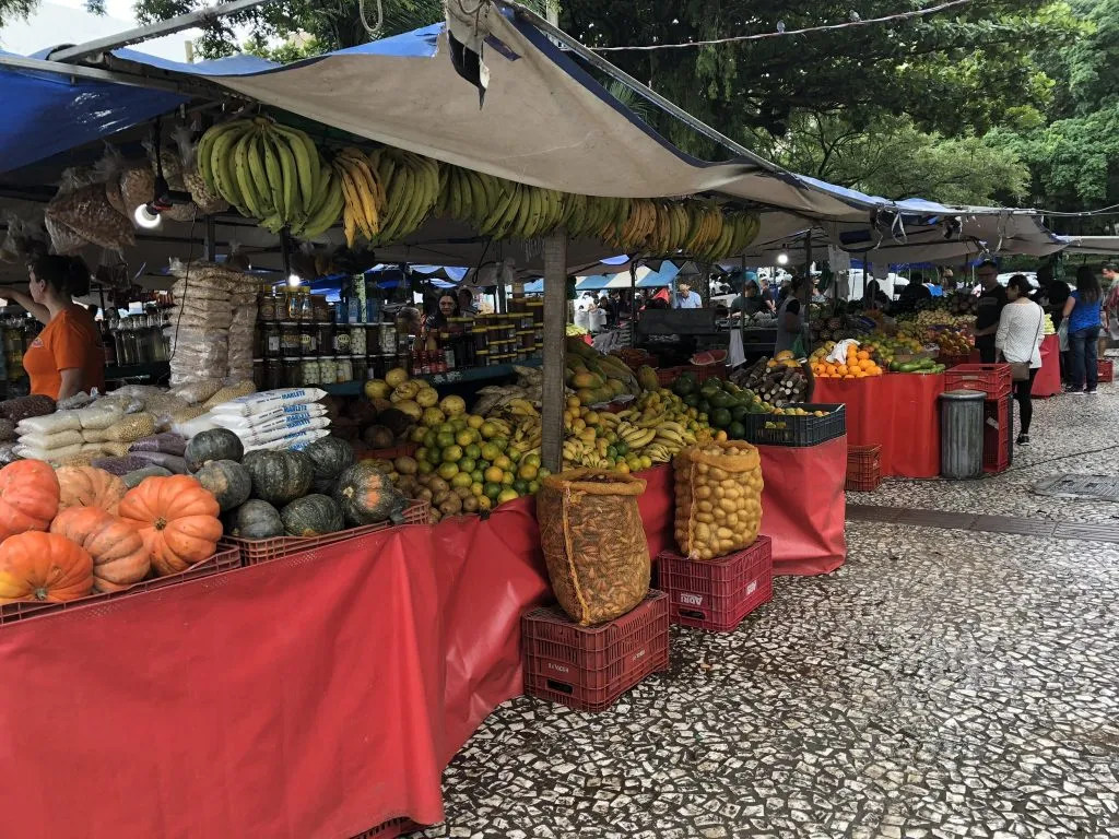viaje-com-norma-feirinha-centro