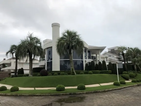 viaje-com-norma-florianopolis-jurere-internacional