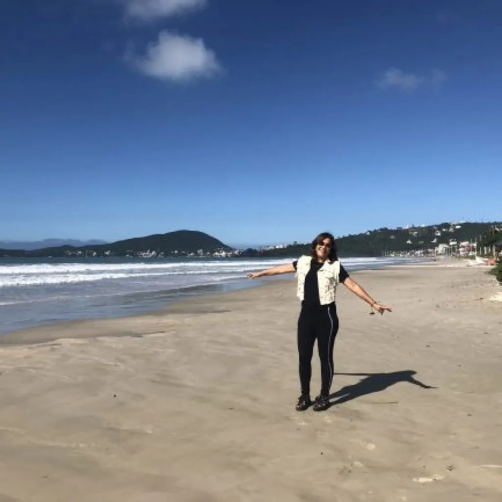 viajecomnorma-praia-de-bombinha-