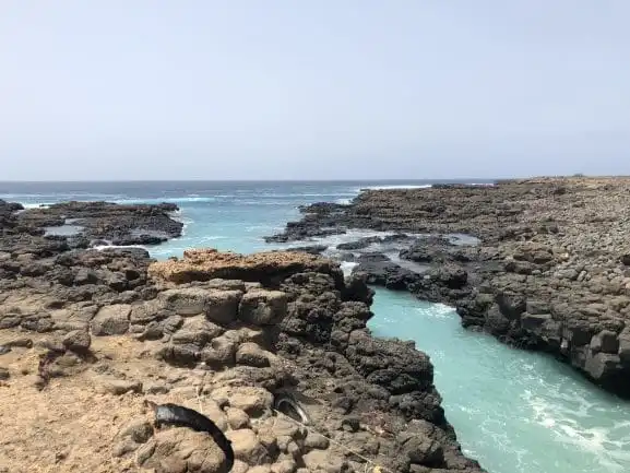 Atração da Ilha do Sal em Cabo Verde - Buracona