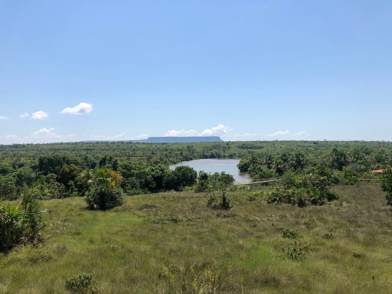 Vista na chegada da Cachoeira da Velha