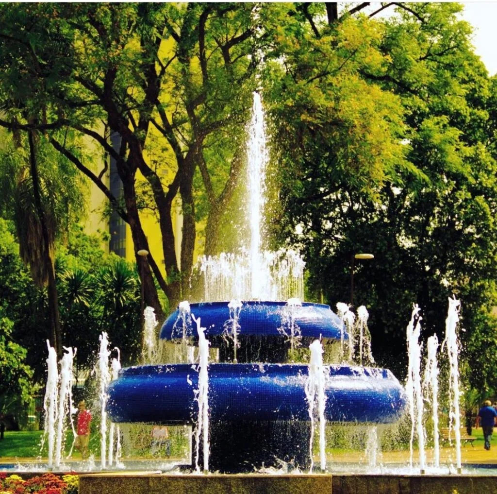 Praça Ari Coelho em Campo Grande MS Praça Ari Coelho em Campo Grande MS