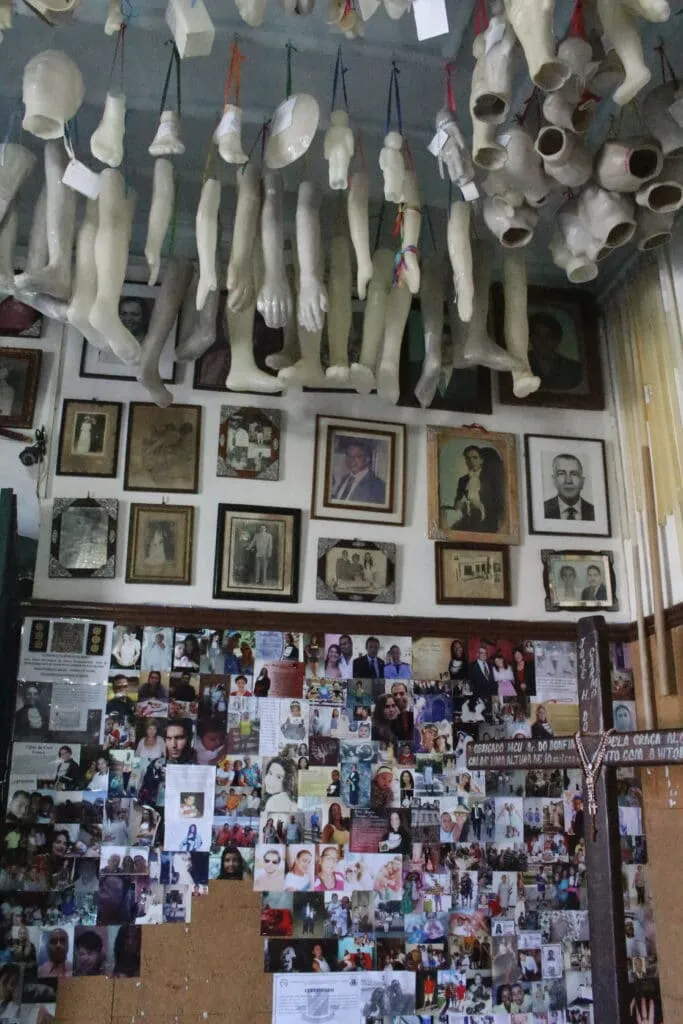 Igreja do Bonfim, um local de fé e agradecimento em Salvador Bahia - Sala dos Milagres