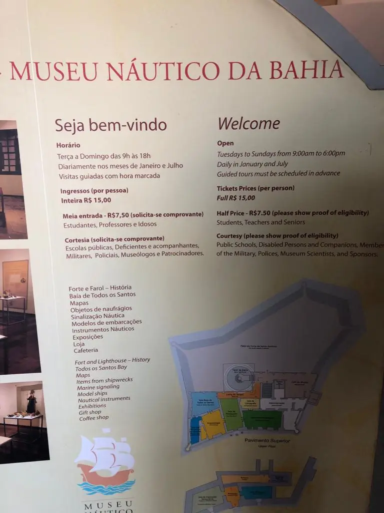O Museu Náutico da Bahia fica localizado no For te Santo Antônio da Barra em Salvador Ba