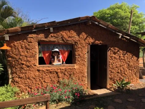 Fazenda Pratinha ou simplesmente a Pratinha, é um oásis no sertão da Chapada Diamantina