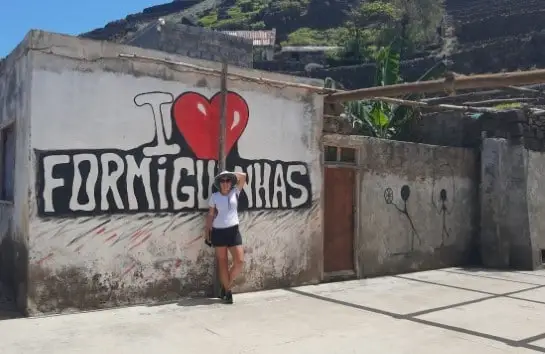 Uma grande atração da Ilha de Santo Antão em Cabo Verde são as trilhas nas montanha. E a trilha de Cruzinha da Garça a Fontainhas é imperdível