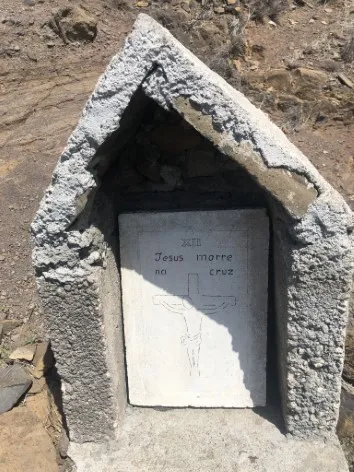 Uma grande atração da Ilha de Santo Antão em Cabo Verde são as trilhas nas montanha. E a trilha de Cruzinha da Garça a Fontainhas é imperdível