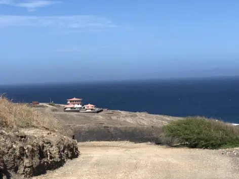 Uma grande atração da Ilha de Santo Antão em Cabo Verde são as trilhas nas montanha. E a trilha de Cruzinha da Garça a Fontainhas é imperdível