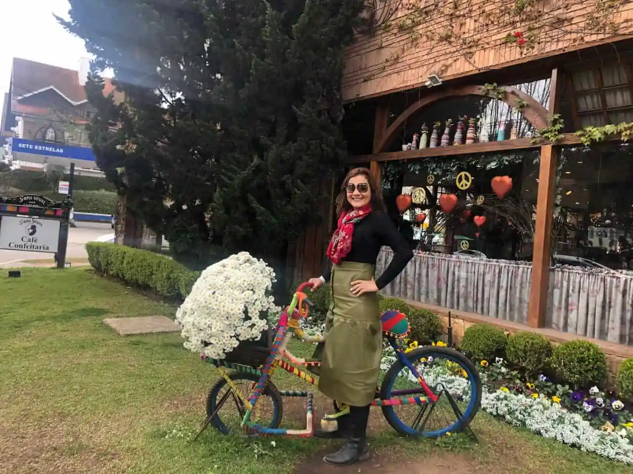 Sans Souci Café e Confeitaria, a cafeteria instagramável mais procurada para fotos em Campos dos Jordão